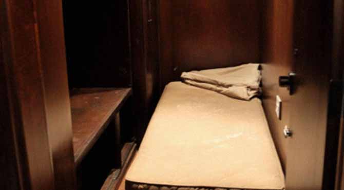 My In-Laws Put Me in a Storage Room Instead of the Room I Paid for on Our Thanksgiving Vacation – So I Served Them a Dinner They’ll Never Forget