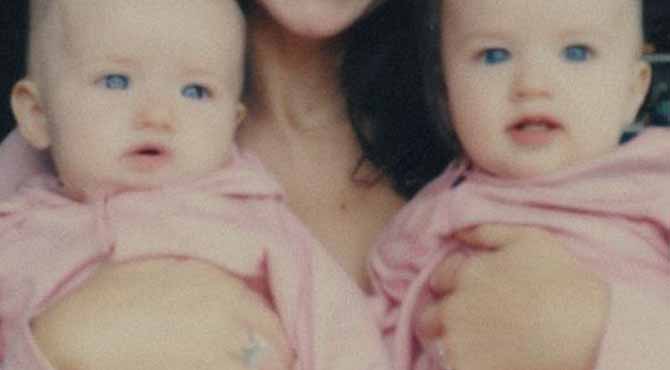 My Husband Kicked Me Out with Our Twin Daughters – 15 Years Later I Was Left Speechless When I Saw Him Again