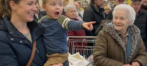 I Paid for an Elderly Woman’s Groceries—Two Days Later, My Entire Life Took a Turn I Never Expected