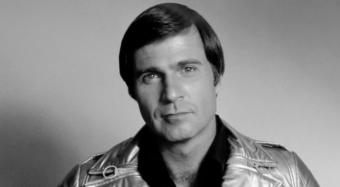 ‘Buck Rogers’ star Gil Gerard dies after sudden cancer battle