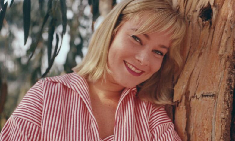 With heavy hearts, we announce the passing of this wonderful actress who broke all barriers. When you find out who she is, you will cry