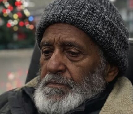 Man Who Put Work First His Whole Life Could Never Get His Daughter to Talk to Him Until a Christmas Call Changed Everything—Story of the Day