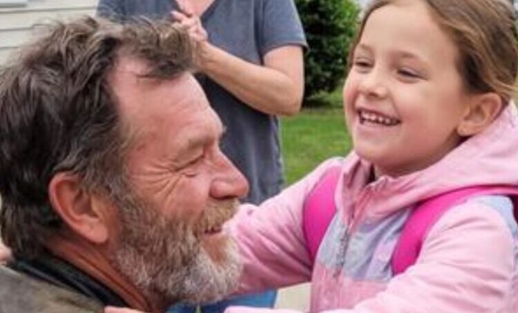 I Was Just a Biker Passing By—Until a Five-Year-Old Called Me ‘Daddy’ After Losing Everything