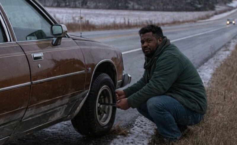 I Helped an Elderly Couple with a Flat Tire on the Highway—a Week Later, My Life Completely Changed