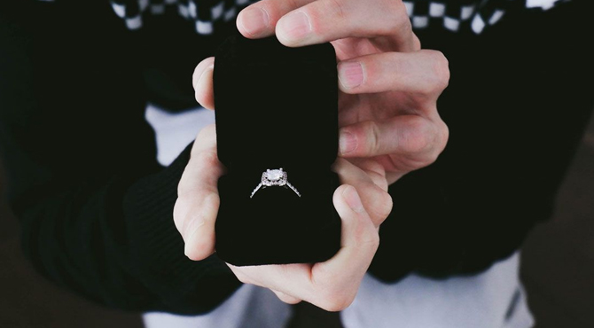 My Sister Demands My Late Fiancé’s Ring to Satisfy Her Own Needs