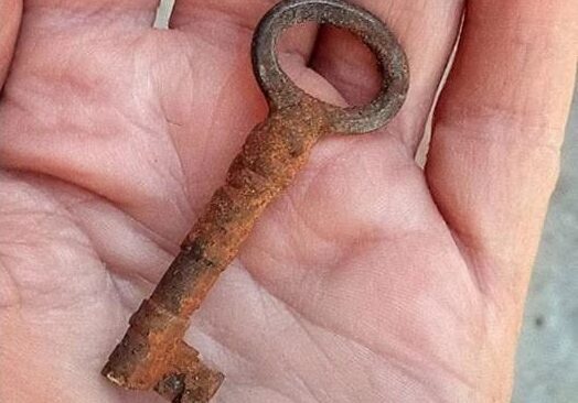 My Mother-in-Law Died and Left Me a Key to the Old Summer House – When I Finally Drove There, I Wished I Hadn’t